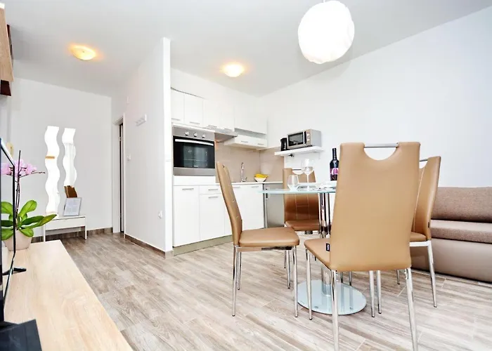 Apartament T&l